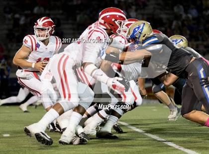 Thumbnail 2 in Santa Margarita vs. Mater Dei photogallery.