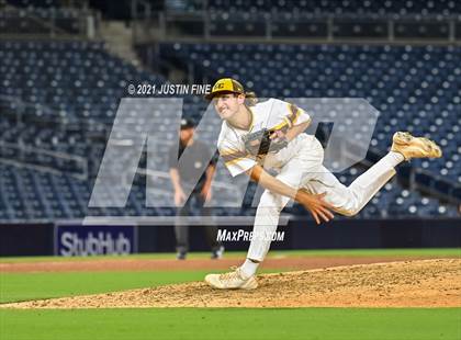 Thumbnail 2 in CIF San Diego Section All-Star Game photogallery.