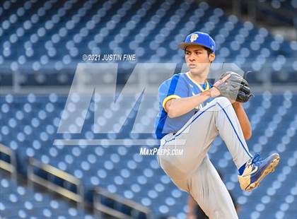 Thumbnail 1 in CIF San Diego Section All-Star Game photogallery.