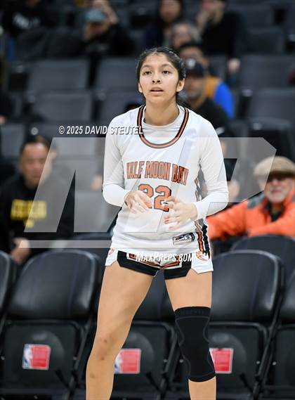 Thumbnail 3 in Whitney vs. Half Moon Bay (CIF State D4 Final) photogallery.