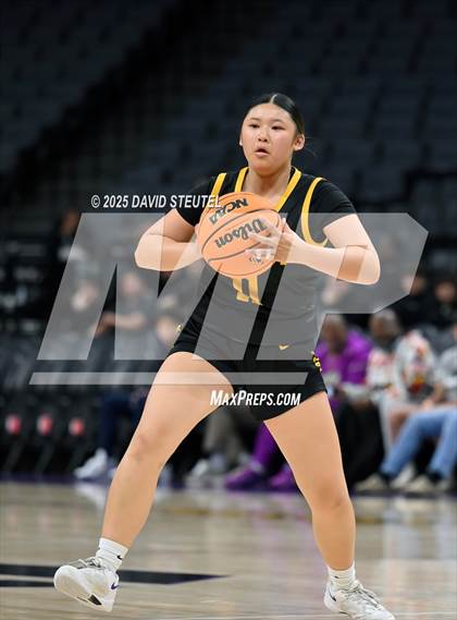 Thumbnail 1 in Whitney vs. Half Moon Bay (CIF State D4 Final) photogallery.
