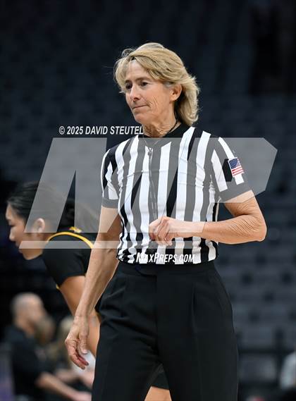 Thumbnail 3 in Whitney vs. Half Moon Bay (CIF State D4 Final) photogallery.