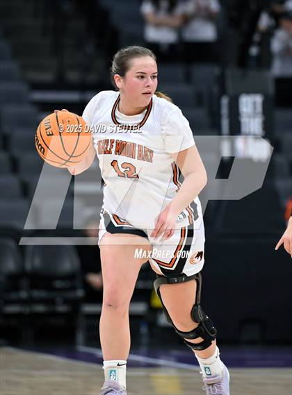 Thumbnail 2 in Whitney vs. Half Moon Bay (CIF State D4 Final) photogallery.