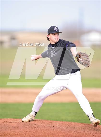 Thumbnail 1 in Jacksboro vs Peaster (Windthorst Baseball Tournament) photogallery.