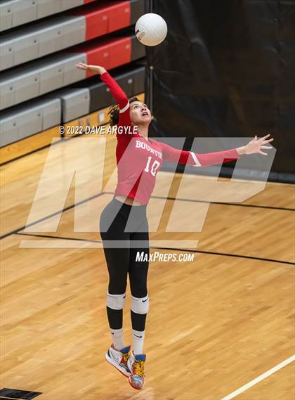 Thumbnail 3 in Maple Mountain vs. Bountiful (Rocky Mountain Champions Classic) photogallery.