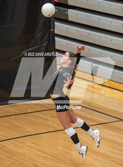 Thumbnail 3 in Maple Mountain vs. Bountiful (Rocky Mountain Champions Classic) photogallery.