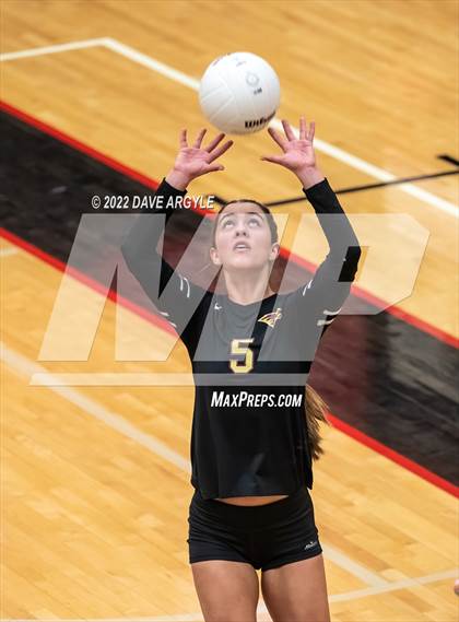 Thumbnail 3 in Maple Mountain vs. Bountiful (Rocky Mountain Champions Classic) photogallery.