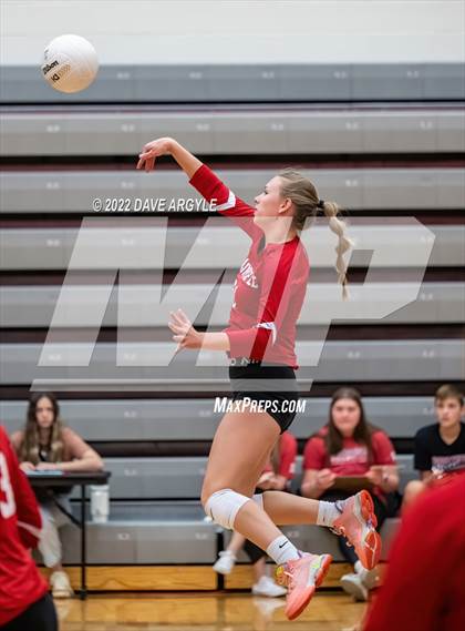 Thumbnail 2 in Maple Mountain vs. Bountiful (Rocky Mountain Champions Classic) photogallery.