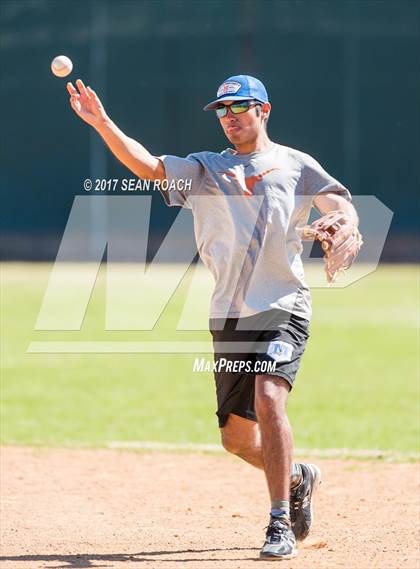 Thumbnail 2 in McCallum Alumni Baseball Game photogallery.