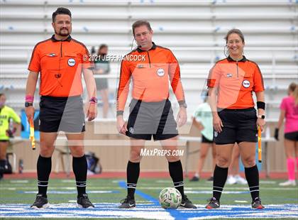 Thumbnail 2 in Reagan vs. Vandegrift (UIL 6A Area Playoff) photogallery.