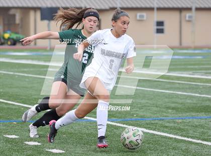Thumbnail 1 in Reagan vs. Vandegrift (UIL 6A Area Playoff) photogallery.