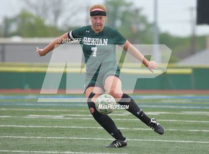 Thumbnail 2 in Reagan vs. Vandegrift (UIL 6A Area Playoff) photogallery.