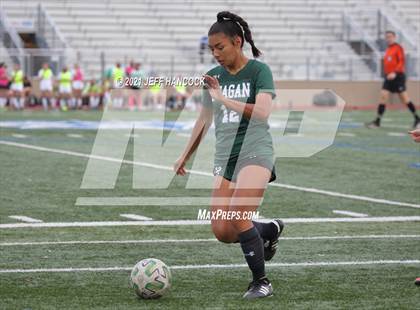Thumbnail 3 in Reagan vs. Vandegrift (UIL 6A Area Playoff) photogallery.