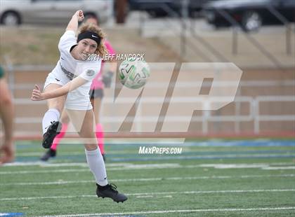 Thumbnail 1 in Reagan vs. Vandegrift (UIL 6A Area Playoff) photogallery.