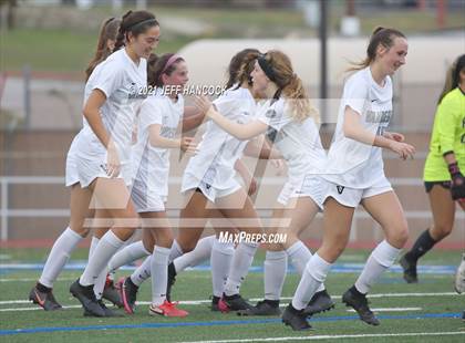 Thumbnail 1 in Reagan vs. Vandegrift (UIL 6A Area Playoff) photogallery.