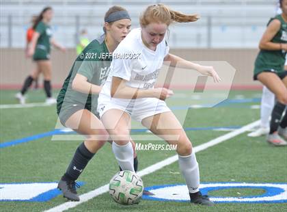 Thumbnail 1 in Reagan vs. Vandegrift (UIL 6A Area Playoff) photogallery.