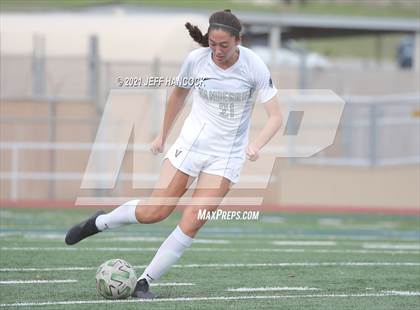 Thumbnail 2 in Reagan vs. Vandegrift (UIL 6A Area Playoff) photogallery.