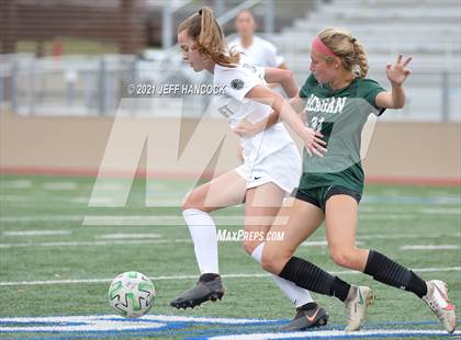 Thumbnail 2 in Reagan vs. Vandegrift (UIL 6A Area Playoff) photogallery.