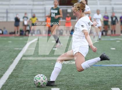 Thumbnail 1 in Reagan vs. Vandegrift (UIL 6A Area Playoff) photogallery.