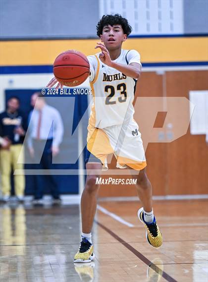 Thumbnail 2 in Reading @ Muhlenberg photogallery.