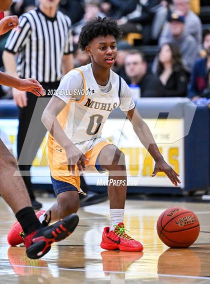 Thumbnail 1 in Reading @ Muhlenberg photogallery.
