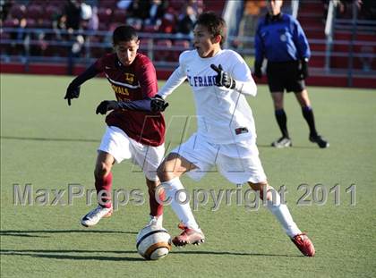 Thumbnail 2 in Christ the King vs St. Francis Prep photogallery.