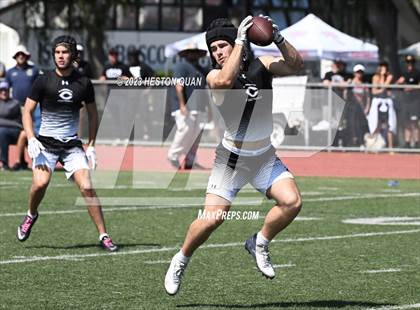 Thumbnail 2 in Serra vs. Carlsbad (Brave 8 Invitational) photogallery.