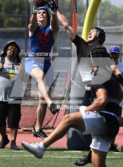 Thumbnail 1 in Serra vs. Carlsbad (Brave 8 Invitational) photogallery.