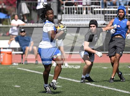 Thumbnail 1 in Serra vs. Carlsbad (Brave 8 Invitational) photogallery.
