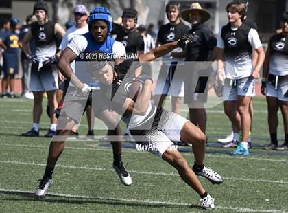 Thumbnail 3 in Serra vs. Carlsbad (Brave 8 Invitational) photogallery.