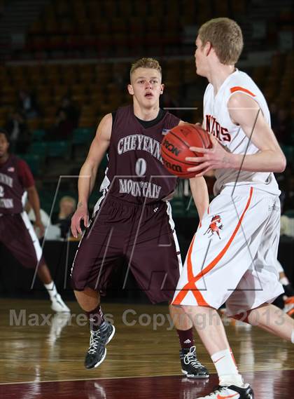 Thumbnail 1 in Lewis-Palmer vs. Cheyenne Mountain (CHSAA 4A Great 8) photogallery.