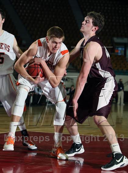 Thumbnail 2 in Lewis-Palmer vs. Cheyenne Mountain (CHSAA 4A Great 8) photogallery.