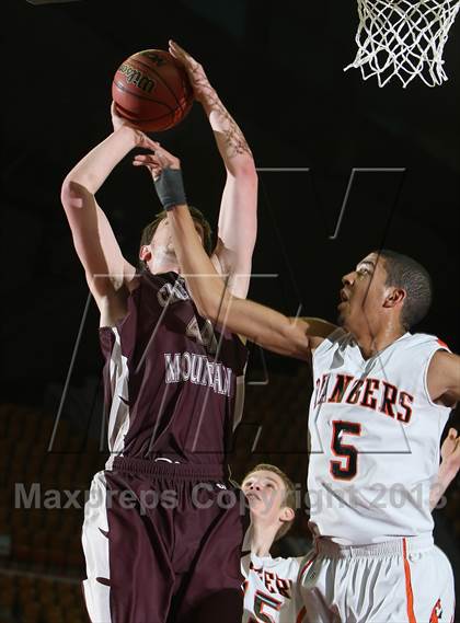 Thumbnail 3 in Lewis-Palmer vs. Cheyenne Mountain (CHSAA 4A Great 8) photogallery.