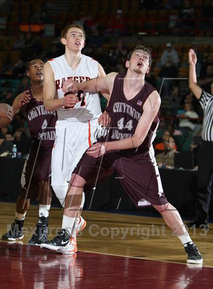 Thumbnail 2 in Lewis-Palmer vs. Cheyenne Mountain (CHSAA 4A Great 8) photogallery.