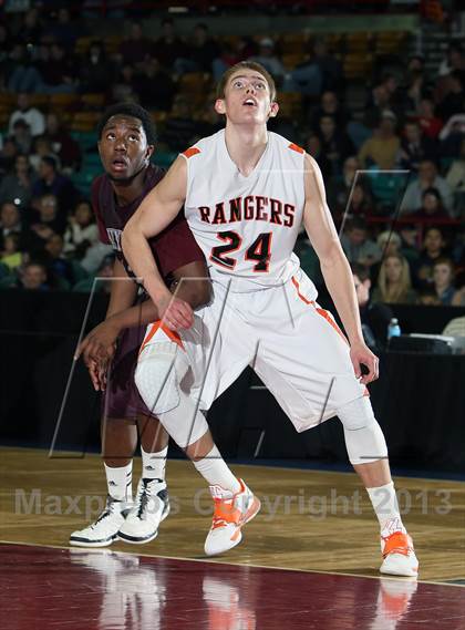 Thumbnail 3 in Lewis-Palmer vs. Cheyenne Mountain (CHSAA 4A Great 8) photogallery.