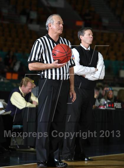Thumbnail 2 in Lewis-Palmer vs. Cheyenne Mountain (CHSAA 4A Great 8) photogallery.