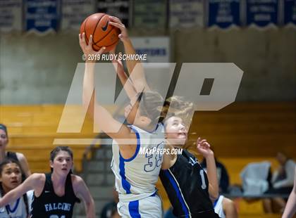 Thumbnail 3 in Highlands Ranch @ La Jolla Country Day (Sweet 16 Invitational) photogallery.