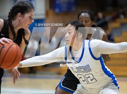 Thumbnail 3 in Highlands Ranch @ La Jolla Country Day (Sweet 16 Invitational) photogallery.