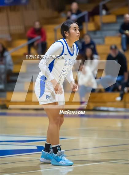 Thumbnail 2 in Highlands Ranch @ La Jolla Country Day (Sweet 16 Invitational) photogallery.