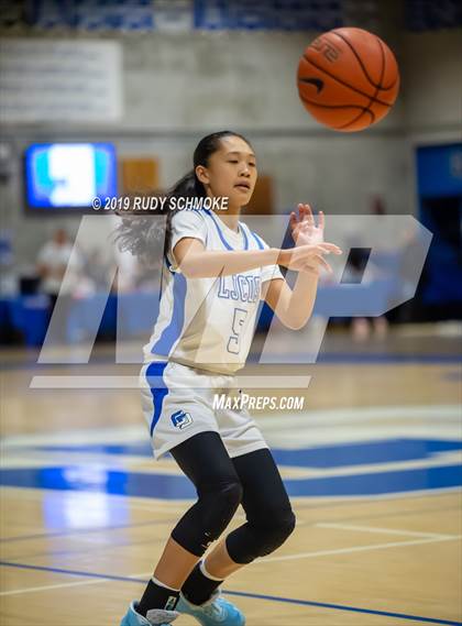 Thumbnail 3 in Highlands Ranch @ La Jolla Country Day (Sweet 16 Invitational) photogallery.