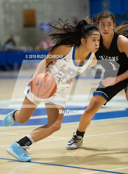 Thumbnail 2 in Highlands Ranch @ La Jolla Country Day (Sweet 16 Invitational) photogallery.