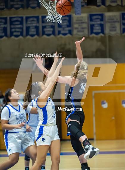 Thumbnail 1 in Highlands Ranch @ La Jolla Country Day (Sweet 16 Invitational) photogallery.