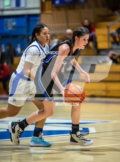 Thumbnail 1 in Highlands Ranch @ La Jolla Country Day (Sweet 16 Invitational) photogallery.