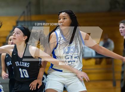 Thumbnail 3 in Highlands Ranch @ La Jolla Country Day (Sweet 16 Invitational) photogallery.