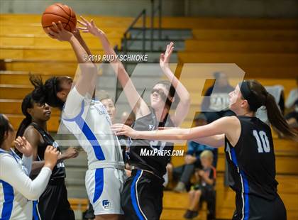 Thumbnail 2 in Highlands Ranch @ La Jolla Country Day (Sweet 16 Invitational) photogallery.
