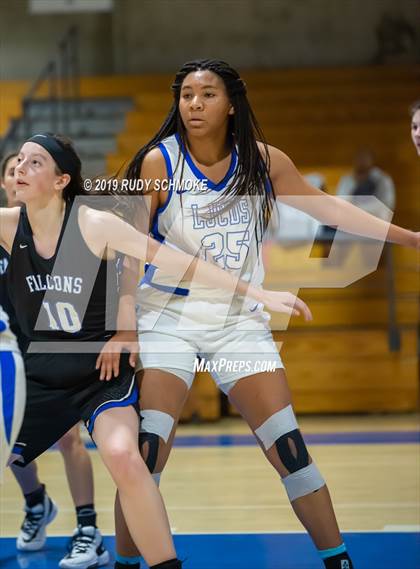 Thumbnail 1 in Highlands Ranch @ La Jolla Country Day (Sweet 16 Invitational) photogallery.