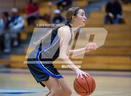 Thumbnail 3 in Highlands Ranch @ La Jolla Country Day (Sweet 16 Invitational) photogallery.