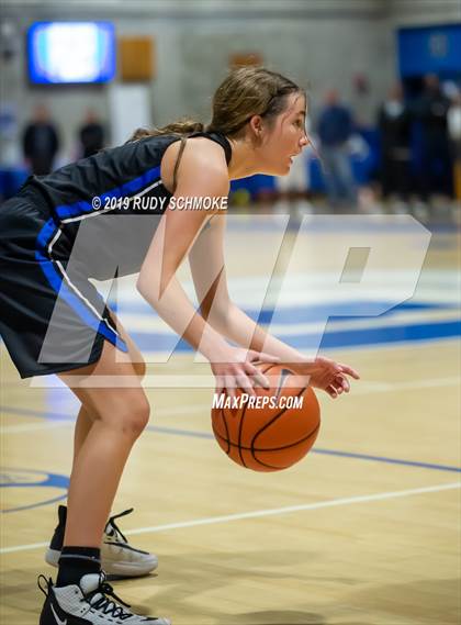 Thumbnail 2 in Highlands Ranch @ La Jolla Country Day (Sweet 16 Invitational) photogallery.