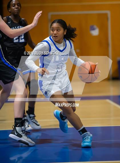 Thumbnail 3 in Highlands Ranch @ La Jolla Country Day (Sweet 16 Invitational) photogallery.