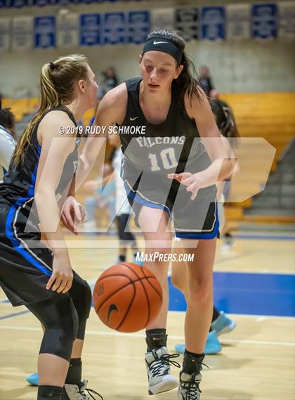 Thumbnail 3 in Highlands Ranch @ La Jolla Country Day (Sweet 16 Invitational) photogallery.